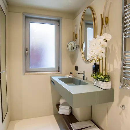 Bocca Di Leone Luxury