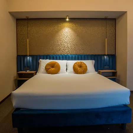 Bocca Di Leone Luxury Rome