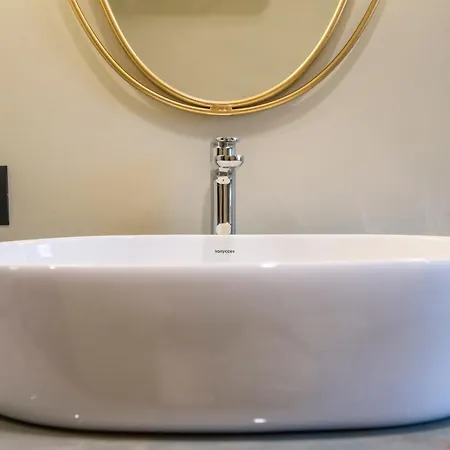 Bocca Di Leone Luxury Rome