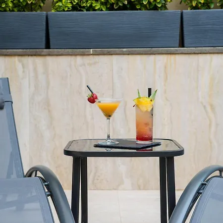 Bocca Di Leone Luxury بيت ضيافة